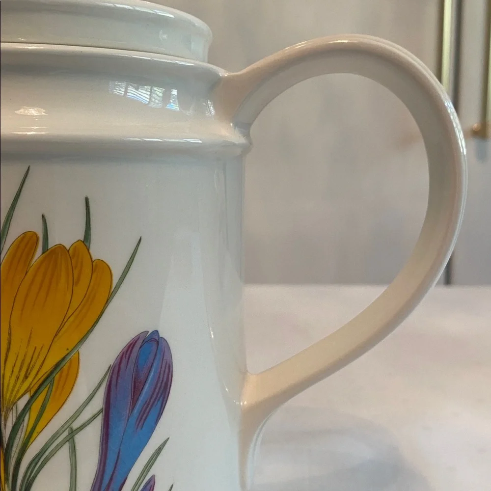 Portmeirion • “The Botanic Garden” Coffee Pot in Snowdrop & Crocus Flora Pattern - Picture 9 of 17